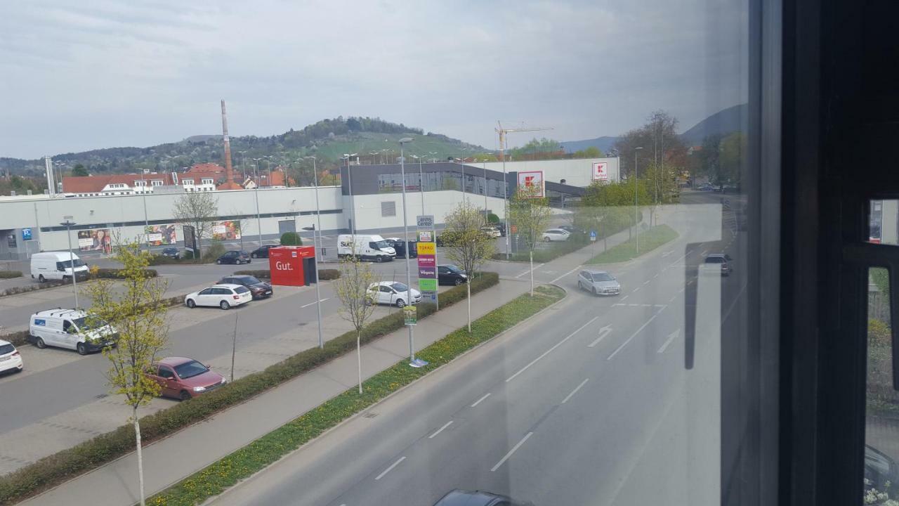 City Home 1 Metzingen  Bagian luar foto